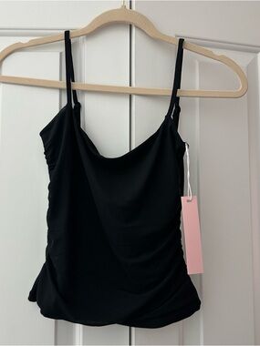 Amazon Quinsen black tank top small